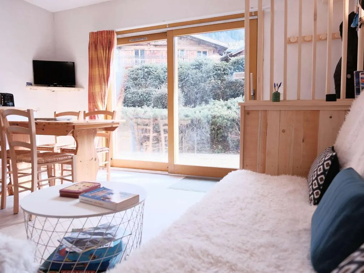 Appartement Cosy Pour 3 Pers, Piscine, Proche Commerces, A Areches-Beaufort - Fr-1-342-131  Beaufort (Savoie)